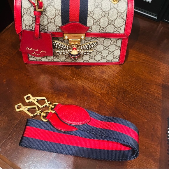 Limited edition Gucci queen Margaret hand bag 100% authentic with original bag - Picture 2 of 9